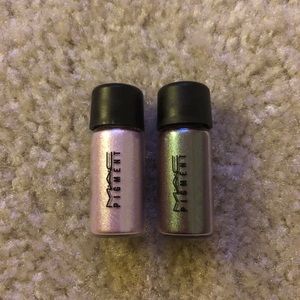 Mac Little Mac Pigments in Kitschmas & Blue Brown